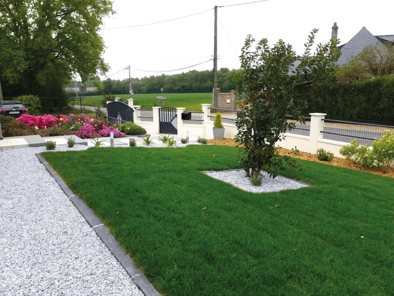 entretien_pelouse_gazon_delanoue_paysage_angers